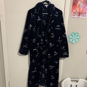 Women's S Sonoma Bathrobe